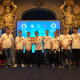 Das österreichische Team nach dem ECSC 2019 mit Urkunde und Bronze-Medaillen